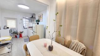 New OPEN Central Seoul 2BR Entire, Spotless & Direct Airport Access, 1 min walk to STN - 9