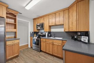 Pure GOLD on Emerald Isle - 4BR Patio WIFI - 1