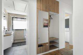 KMS Homes - balcony - NETFLIX - modern - 5