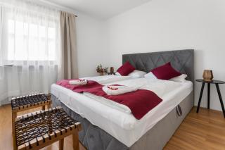 KMS Homes - balcony - NETFLIX - modern - 8