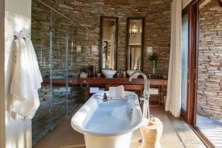 Makanyi Private Game Lodge - 6