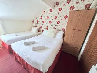 Cherish Lewis Hotel- Hull Road, Blackpool Central - 3