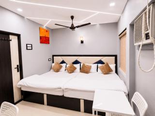 The Bodhi Luxurious stay near Ghat - 8
