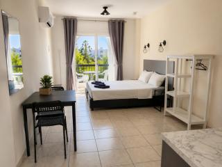 Summer's Hotel Apartments - 8