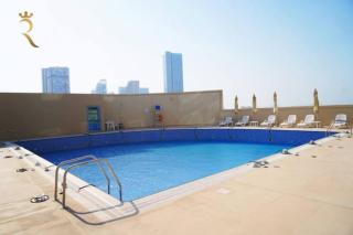 Stylish Studio - Chic Refined Escape - 6