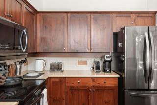 Bluffs - Luxury 2 Bed Ski in Ski out - Views! - 1