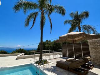 Goldeneye luxury Suites - 0