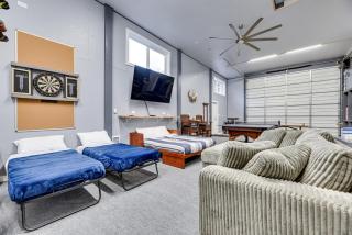 Westport Home w/ Hot Tub: 2 Blocks to Beach! - 8