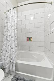 Finest and Premium Richardson CityLine Unit One bed One bath - 7