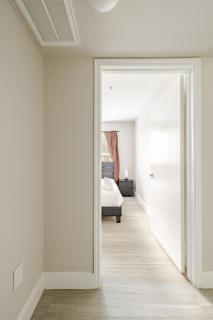 Coral 1Bed 1Bath facing NRG Free Parking and Pool - 8