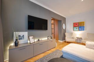 Grand Suborna Retreat - Premium Stay by the Presidency - 6