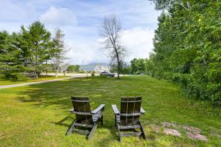 Deck & Fire Pit: Cottage Near Monadnock State Park - 1