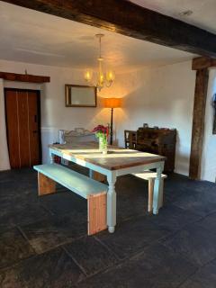 THE FARMHOUSE Room 2 - 6