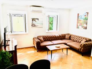 Lux 2-bedroom apartment in Old town Herceg Novi - 4