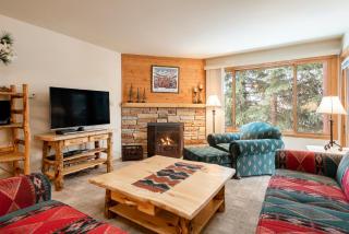 Snow Flower 018 by Park City Lodging - 0