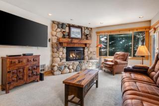 Snow Flower 020 by Park City Lodging - 0