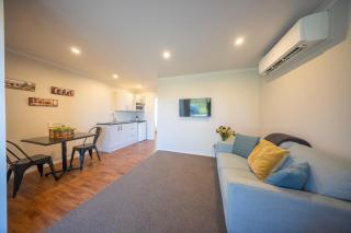 Dusky Mustering Unit - Te Anau Holiday Home - 7