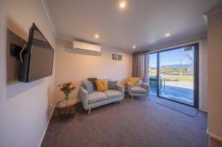 Dusky Mustering Unit - Te Anau Holiday Home - 6