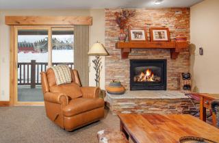 Snow Flower 047 by Park City Lodging - 9
