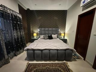 Basera Residences, Elegant 1BR Apartment at River Hills - 6