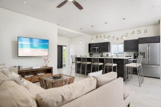 Breathe Easy Villa - Canalfront in Leeward - 9