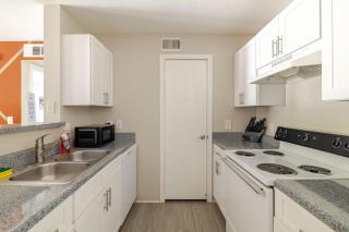 Best 1BR for Rodeo | 5 min walk to NRG |Med Center - 6