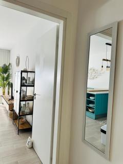 Sunny Hill Apartment - 1