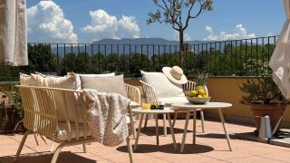 Almond Vista, Lucca Roof Garden - 1