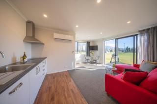 Dusky Rugby Unit - Te Anau Holiday Home - 4