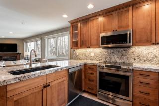 Snow Flower 120 by Park City Lodging - 1