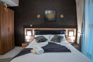 Black Forest 2BR Duplex in Masdar City Retreat - Abu Dabi - 4