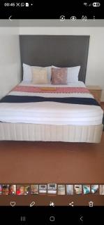 Matte Guest House In Port Elizabeth - 2