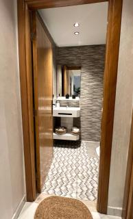 Comfort & Elegance - 2
