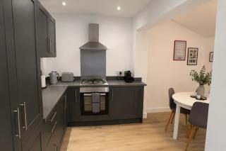 New 3BR House - Parking - Near CBS Arena - UHCW - 6