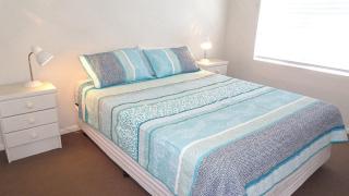 Banksia Court 4 - 5