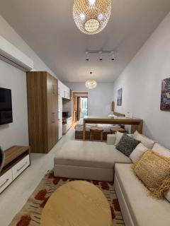 D-Bay Cabin - 1