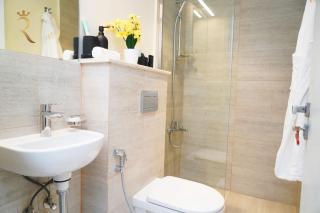 Elegant 2BR Jade Serenity in Masdar City Retreat - 8