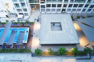 Elegant 2BR Jade Serenity in Masdar City Retreat - 1