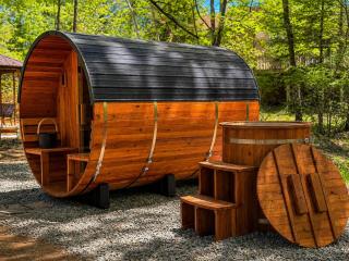 Golden Deer Lodge Hot Tub Sauna Sleeps 12 - 6