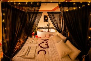 Romantic Nile Jacuzzi studio 1BD Al Zamalek self check-in modern couples - 0