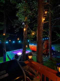 Golden Deer Lodge Hot Tub Sauna Sleeps 12 - 1