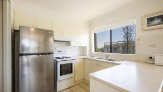 Flinders Lodge Unit 5 - Yamba - 5