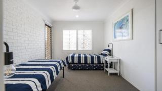 Flinders Lodge Unit 5 - Yamba - 4