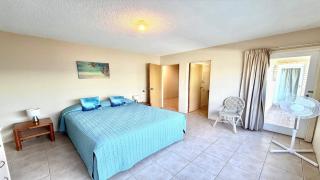 Flinders Lodge Unit 4 - Yamba - 3