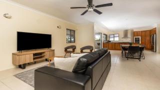 Newport Retreat - 4