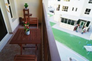 Azure Haven 1BR - Stylish Cozy Retreat - 6