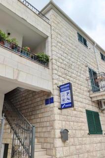 Apartments with parking space Makarska - 27892 - 9
