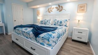 New 5BR Remodel, Heated Pool, Gameroom, up to 20 home - 3