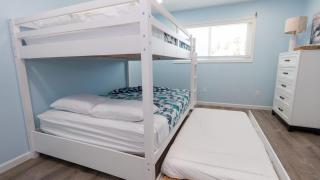 New 5BR Remodel, Heated Pool, Gameroom, up to 20 home - 1