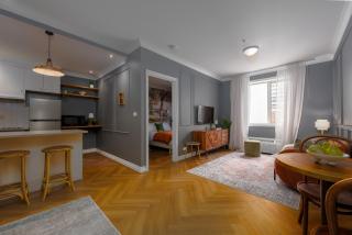 Collins St Hideaway - Central Location - 5
